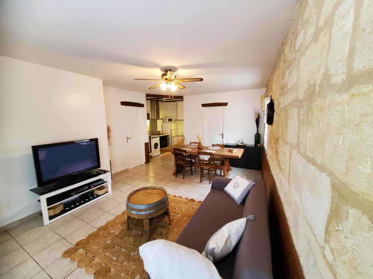 Maison De Vacances Gite Le Margot Margaux-Cantenac Esterno foto